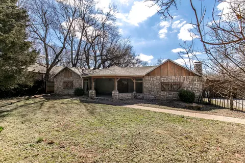 3136 W Lombard St, Springfield, MO 65802 photo 1