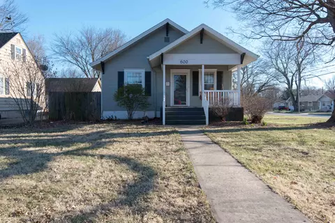 600 E Catalpa St, Springfield, MO 65807 photo 1