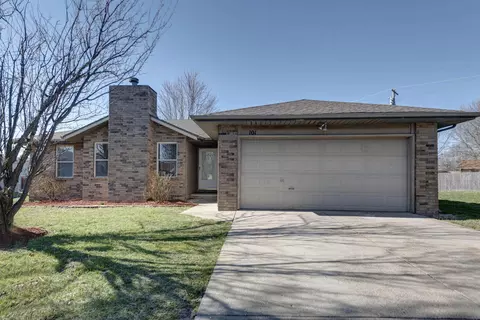 101 Allen Ct, Nixa, MO 65714 photo 1