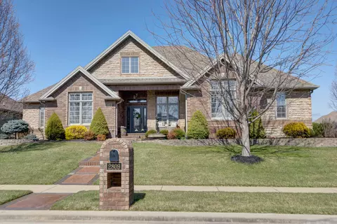 2809 E Woodford St, Springfield, MO 65804 photo 1