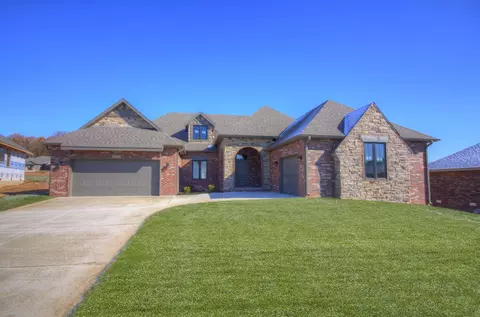 2024 Grindstone Ave, Springfield, MO 65802 photo 1