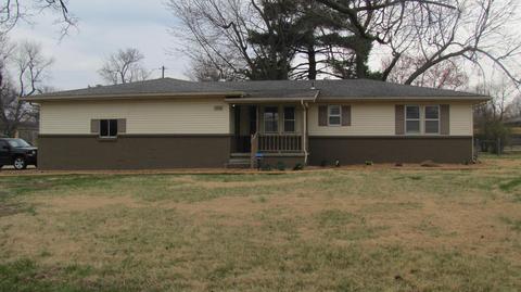 3946 W Dover St, Springfield, MO 65802 photo 1