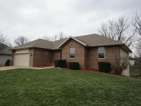 3725 W Vincent Dr, Springfield, MO 65810 photo 1