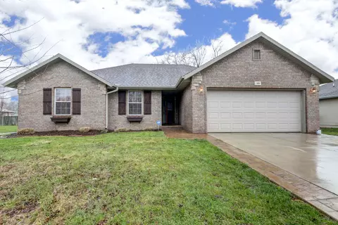 309 Park Cir, Sparta, MO 65753 photo 1