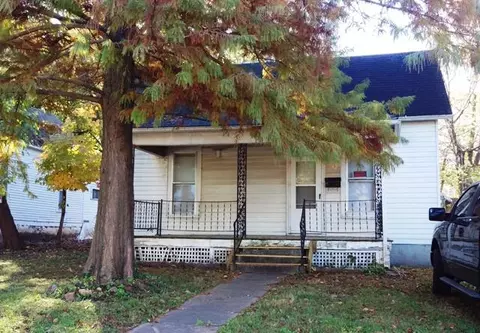 1506 E Cairo St, Springfield, MO 65802 photo 1