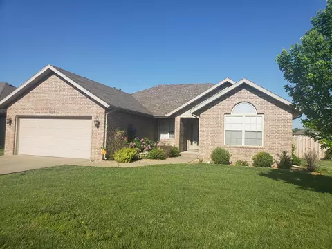 5809 N Seacrest Dr, Ozark, MO 65721 photo 1