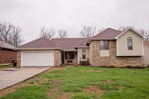 1250 W Bradley St, Springfield, MO 65803 photo 1
