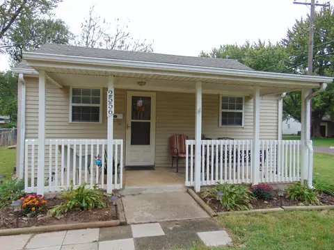 2556 W State St, Springfield, MO 65802 photo 1