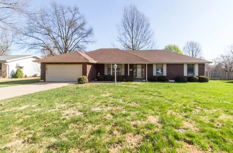 661 W Primrose St, Springfield, MO 65807 photo 1