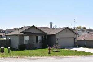 1302 W Robin St, Ozark, MO 65721 photo 1