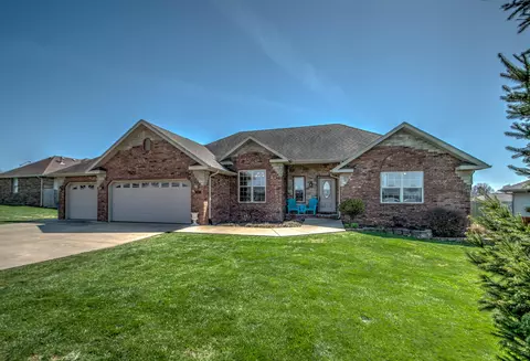 904 W Bluegrass Rd, Strafford, MO 65757 photo 1