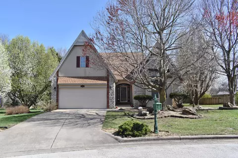 1112 S Carriage Pl, Springfield, MO 65809 photo 1
