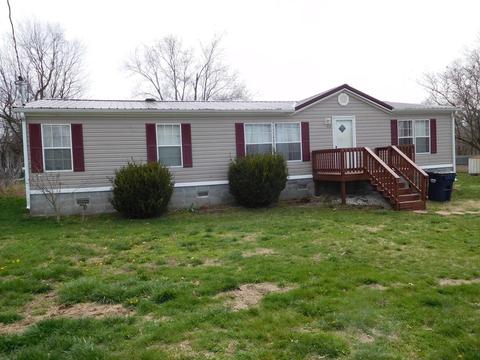 712 W Mill St, Buffalo, MO 65622 photo 1