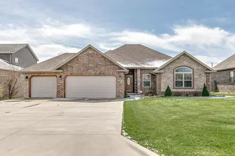 3264 W Smith St, Springfield, MO 65803 photo 1