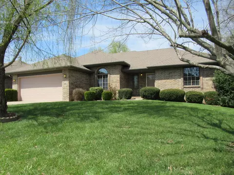 3945 W Lark St, Springfield, MO 65810 photo 1