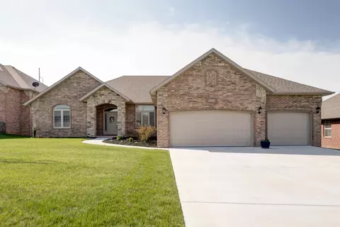 5154 E Wild Horse Dr, Springfield, MO 65802 photo 1