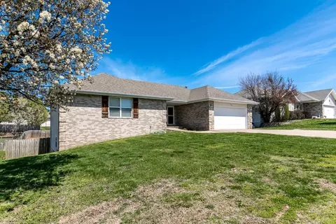 303 W Daniels St, Ozark, MO 65721 photo 1