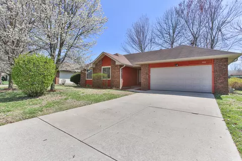 206 Tonya St, Nixa, MO 65714 photo 1