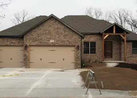 110 Whispering Oaks Ln, Branson, MO 65616 photo 1