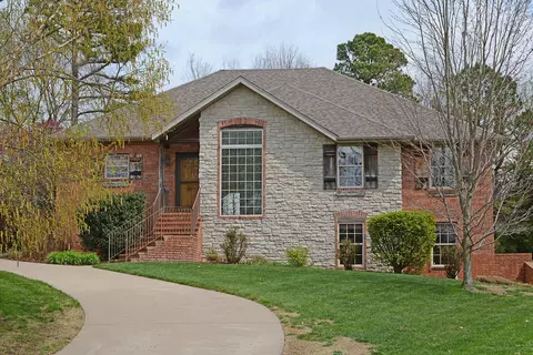 1648 S Charing Rd, Springfield, MO 65809 photo 1