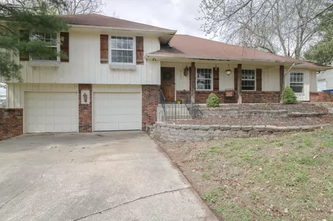 2151 E Cardinal St, Springfield, MO 65804 photo 1