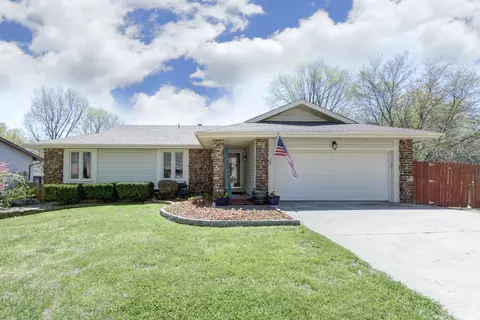 1246 E Carleton St, Springfield, MO 65804 photo 1