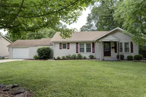 2430 E Kirkwood St, Springfield, MO 65804 photo 1