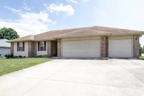 202 E Robin, Clever, MO 65631 photo 1