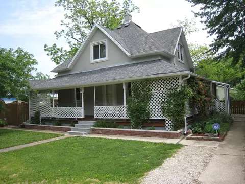 502 S Olive St, Marshfield, MO 65706 photo 1