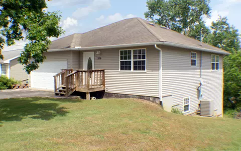 206 Spring Meadow Pkwy, Branson, MO 65616 photo 1