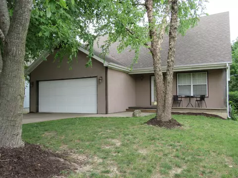 405 E Pace Ct, Nixa, MO 65714 photo 1