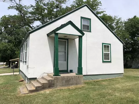 613 E Washington, Marshfield, MO 65706 photo 1
