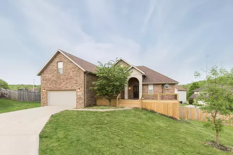 5423 S Gray Fox Ct, Springfield, MO 65810 photo 1