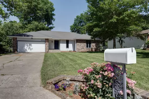 4559 S Crescent Ave, Springfield, MO 65804 photo 1