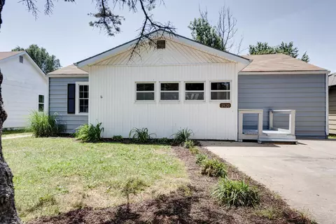 2520 W Elm St, Springfield, MO 65806 photo 1