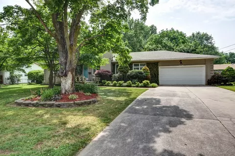 1935 S Prairie Ln, Springfield, MO 65804 photo 1