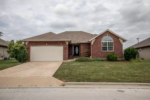 2829 W Mcguffey St, Ozark, MO 65721 photo 1