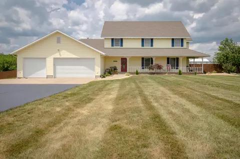 1075 W Tracker Rd, Nixa, MO 65714 photo 1