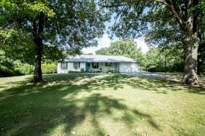 215 Lakewood Loop, Marshfield, MO 65706 photo 1