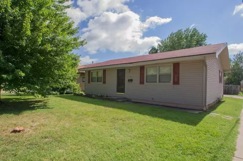 1364 S Plaza Ave, Springfield, MO 65804 photo 1