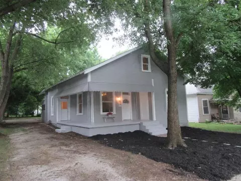 626 W Hovey St, Springfield, MO 65802 photo 1