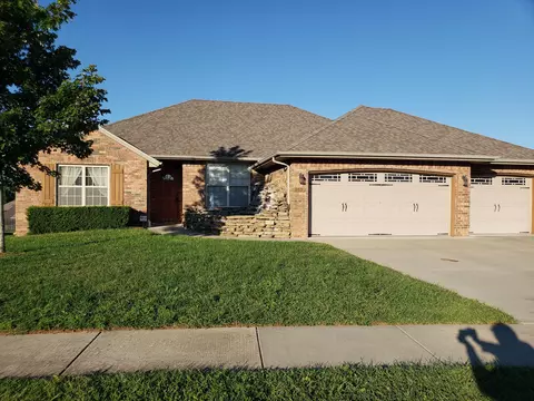 863 E Stone Crest Dr, Nixa, MO 65714 photo 1