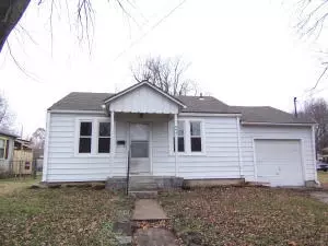 861 S Market Ave, Springfield, MO 65806 photo 1