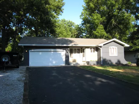 3242 S Ferguson Ave, Springfield, MO 65807 photo 1