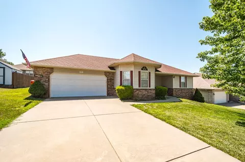 4407 N Shirley Ave, Springfield, MO 65803 photo 1