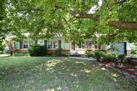 2227 S Kings Ave, Springfield, MO 65807 photo 1
