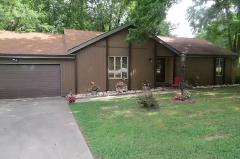 1203 E Melanie Ln, Ozark, MO 65721 photo 1