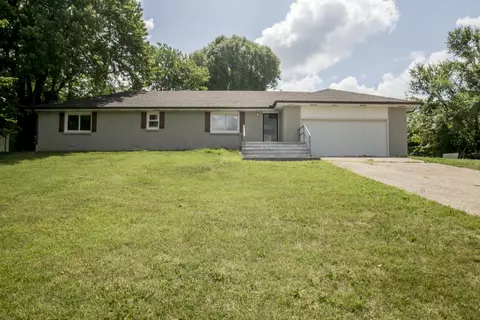 542 W Hubble Dr, Marshfield, MO 65706 photo 1