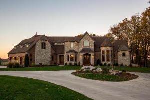1751 E Cottage Blvd, Ozark, MO 65721 photo 1
