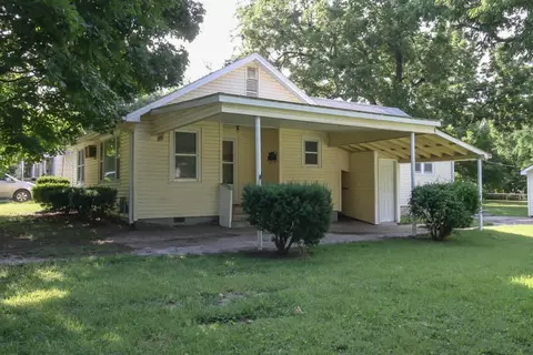3030 W Olive, Springfield, MO 65802 photo 1